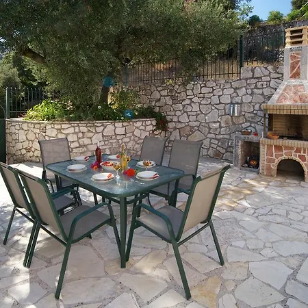 Avvisania * Agia Efimia